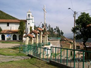 Iglesia de la Virgen de Cocharcas 003